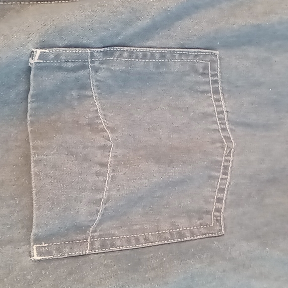 Basics Edition Men's Blue Denim Button Up 100% Cotton Shirt Sz XL - Picture 5 of 11